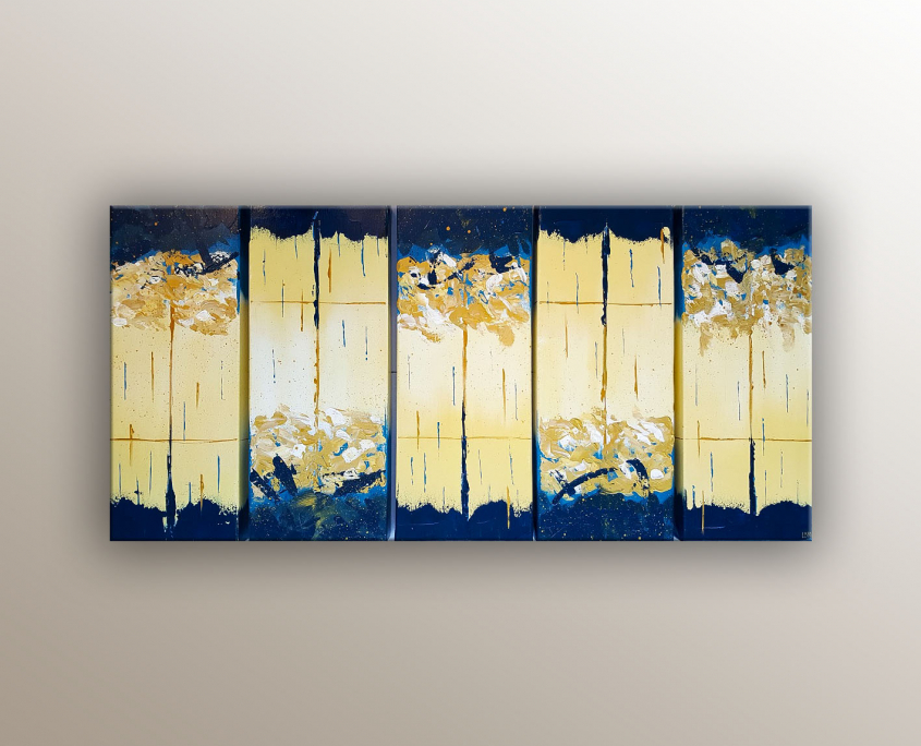Peinture abstraite de l'artiste Helena Monniello représentant une forêt dans les tons de bleus et dorés.