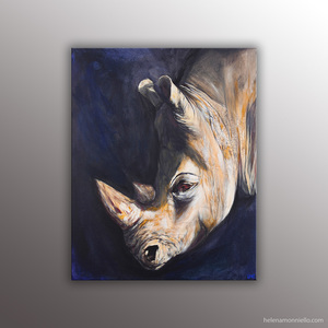 Portrait animalier de l'artiste Helena Monniello représentant un rhinocéros dans l'ombre et la lumière.