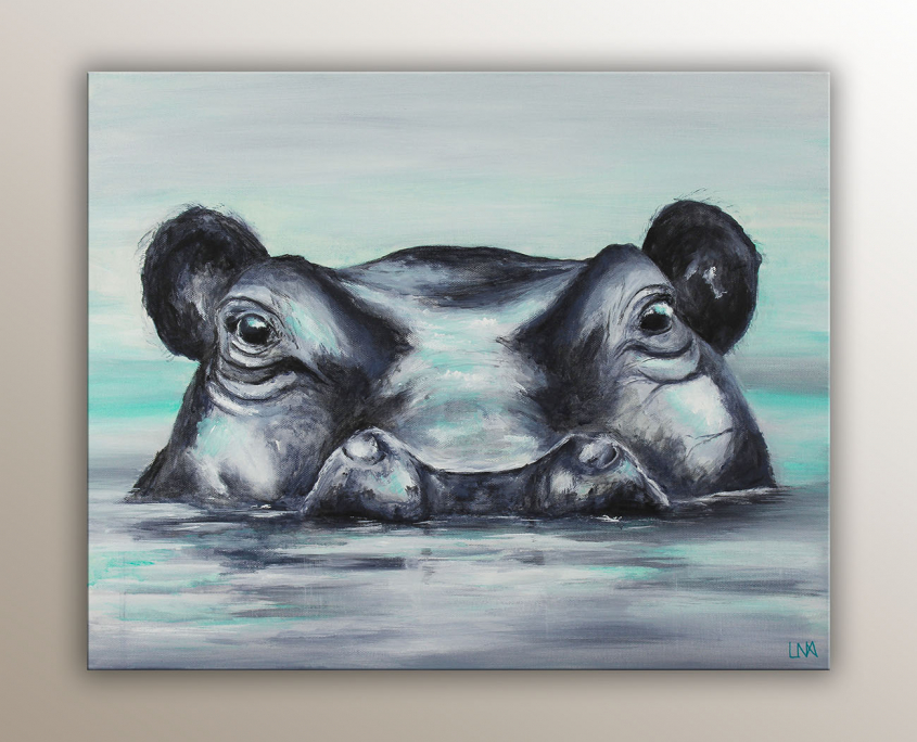 "Le bain" : portrait animalier de l'artiste Helena Monniello représentant un hippopotame prenant un bain.